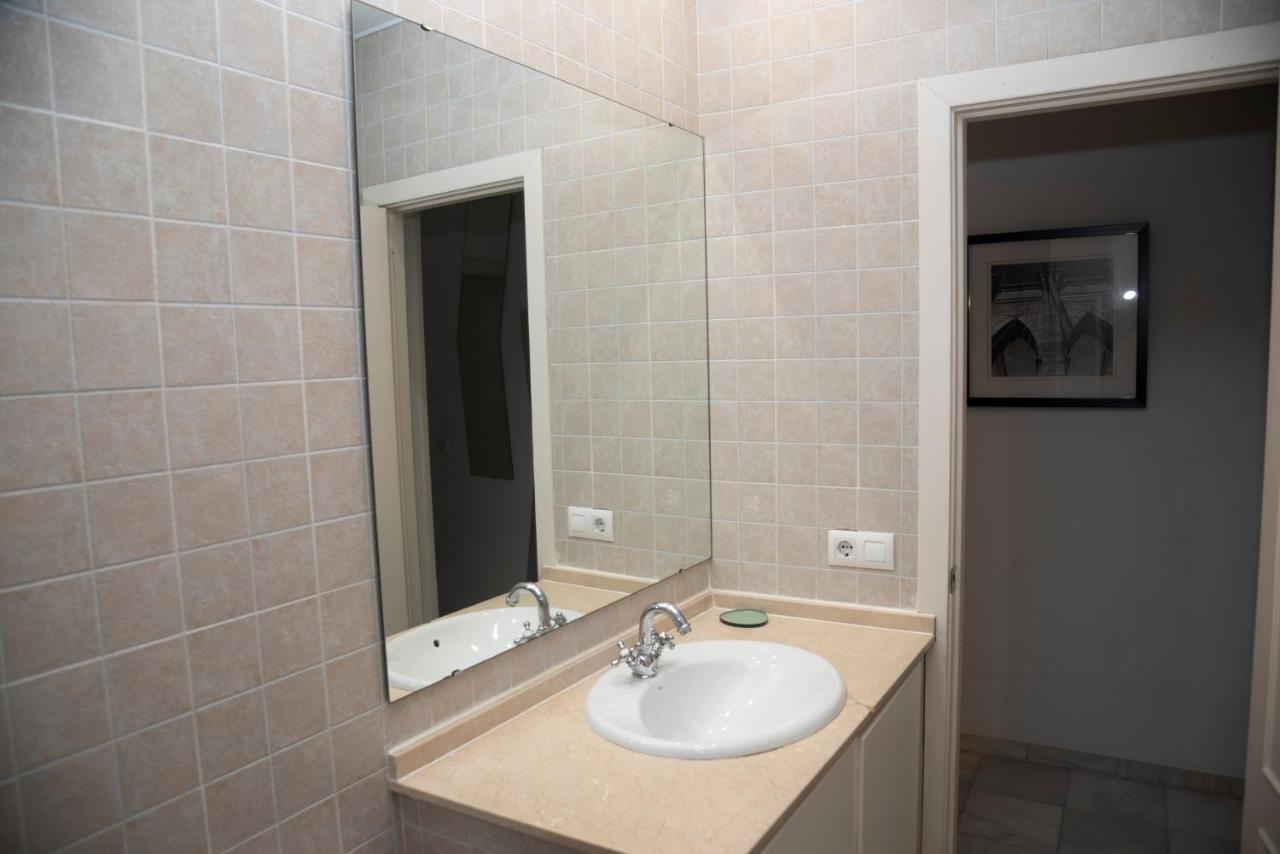 180 Home Ideal Apartamento Con Patio San Bernardo 2 塞维利亚 外观 照片
