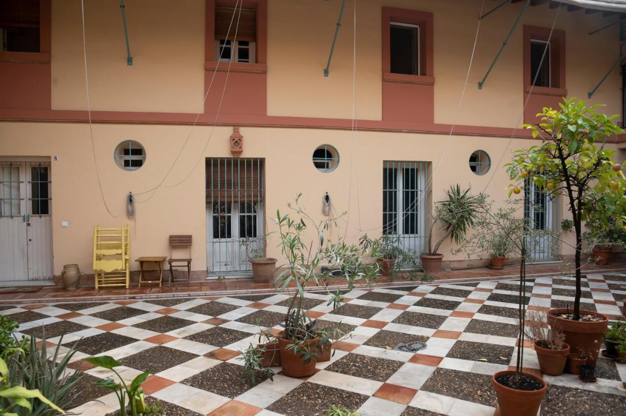 180 Home Ideal Apartamento Con Patio San Bernardo 2 塞维利亚 外观 照片