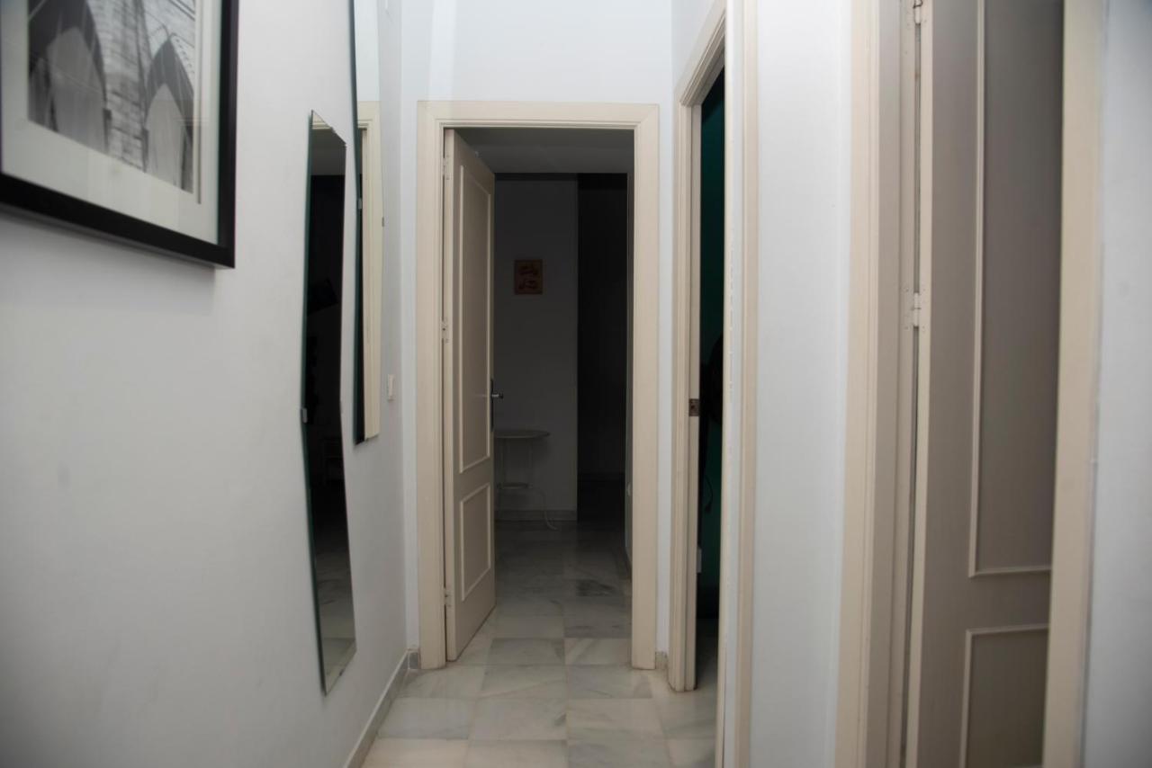 180 Home Ideal Apartamento Con Patio San Bernardo 2 塞维利亚 外观 照片