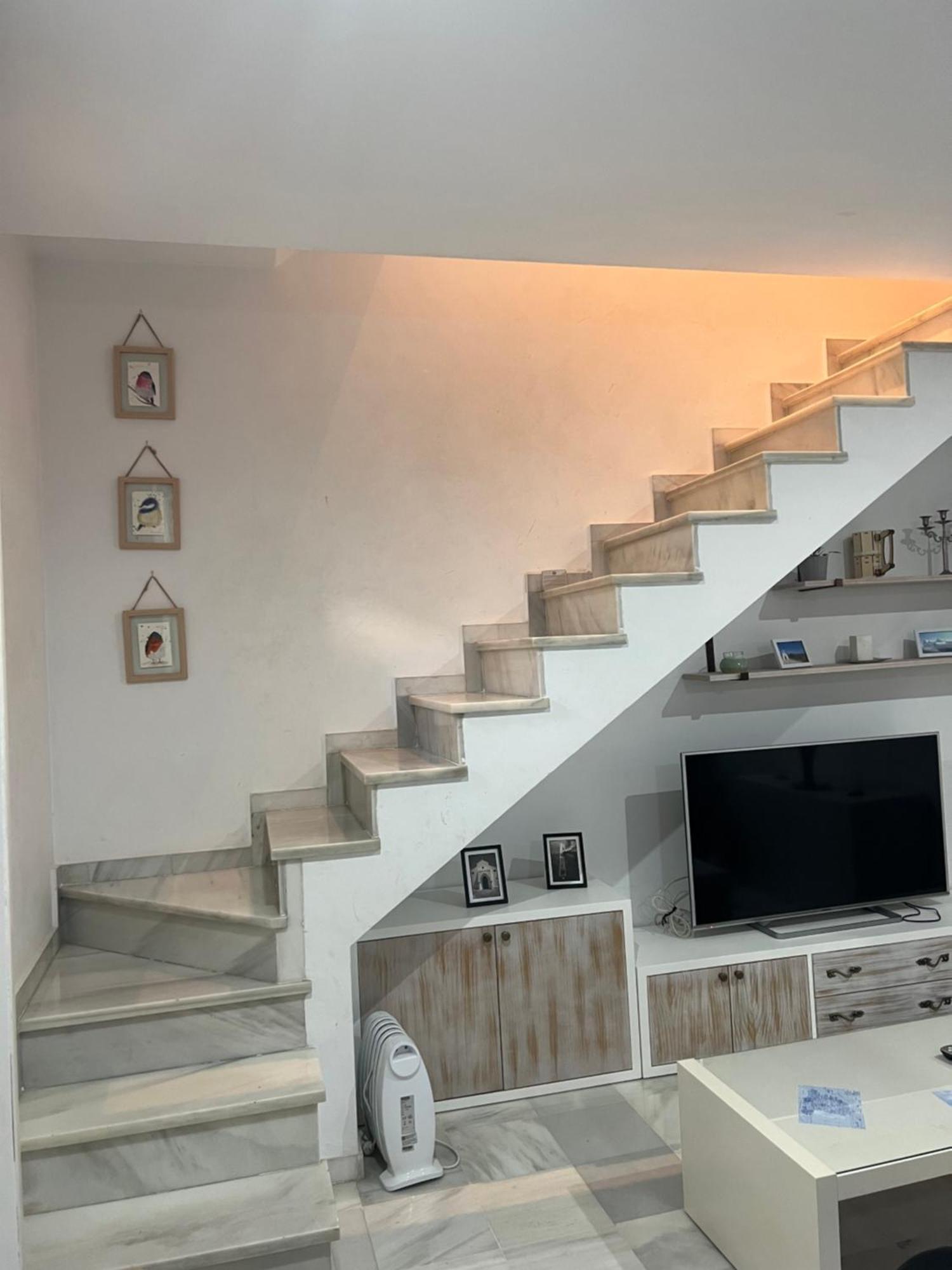 180 Home Ideal Apartamento Con Patio San Bernardo 2 塞维利亚 外观 照片